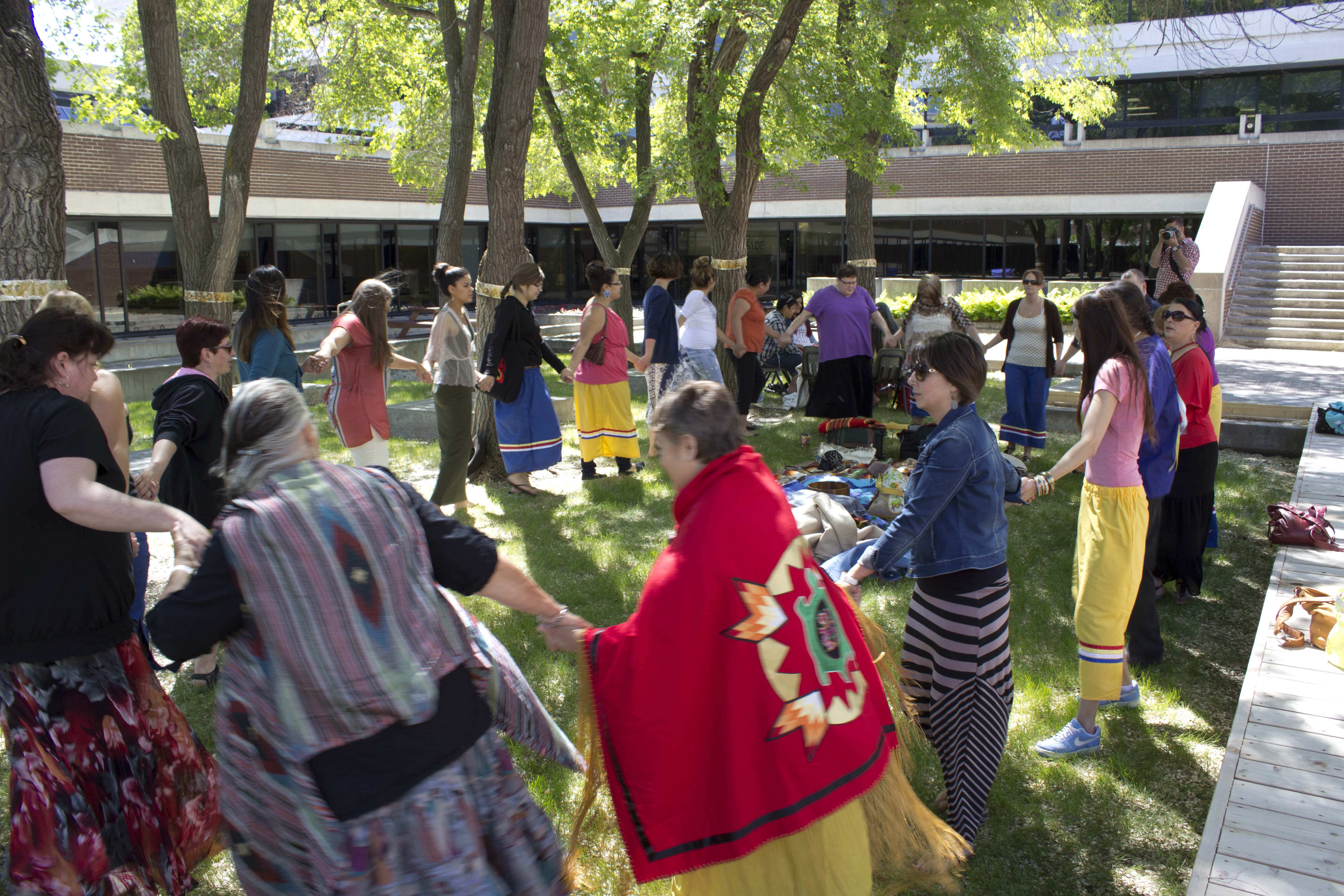 How To Round Dance